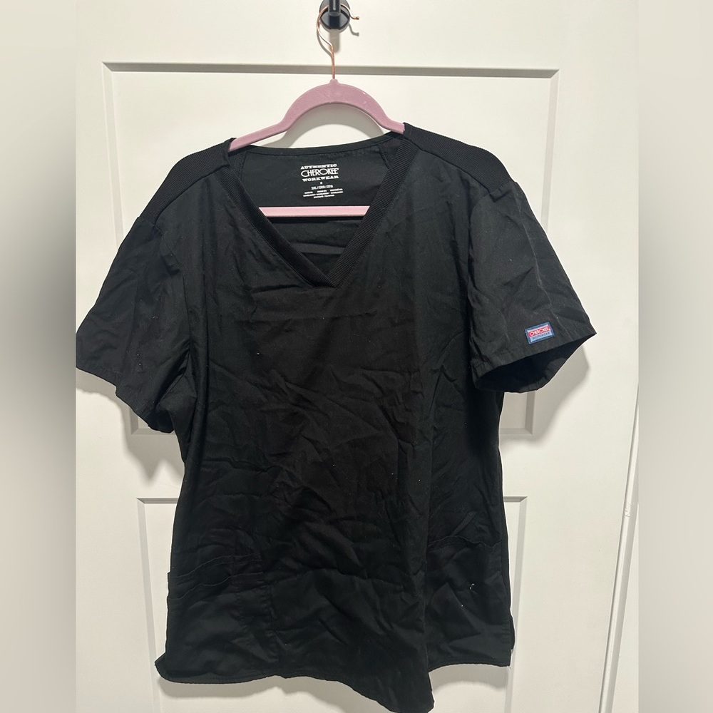 Cherokee scrub top